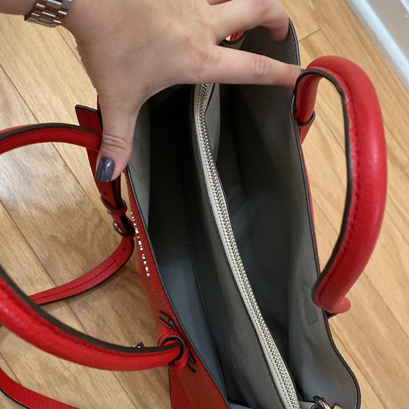 Michael Kors Mercer Bag - Picture 3 of 7